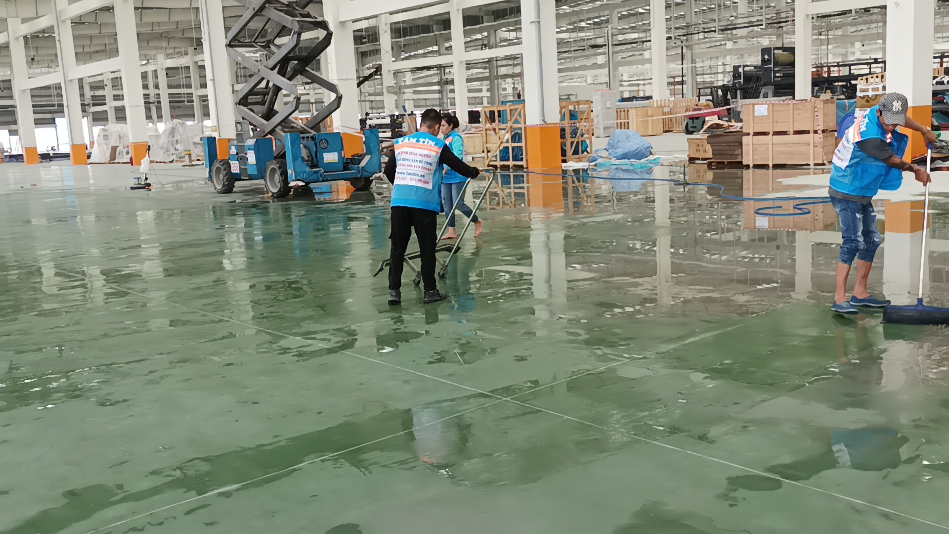 Vệ sinh nhà xưởng Bình Dương