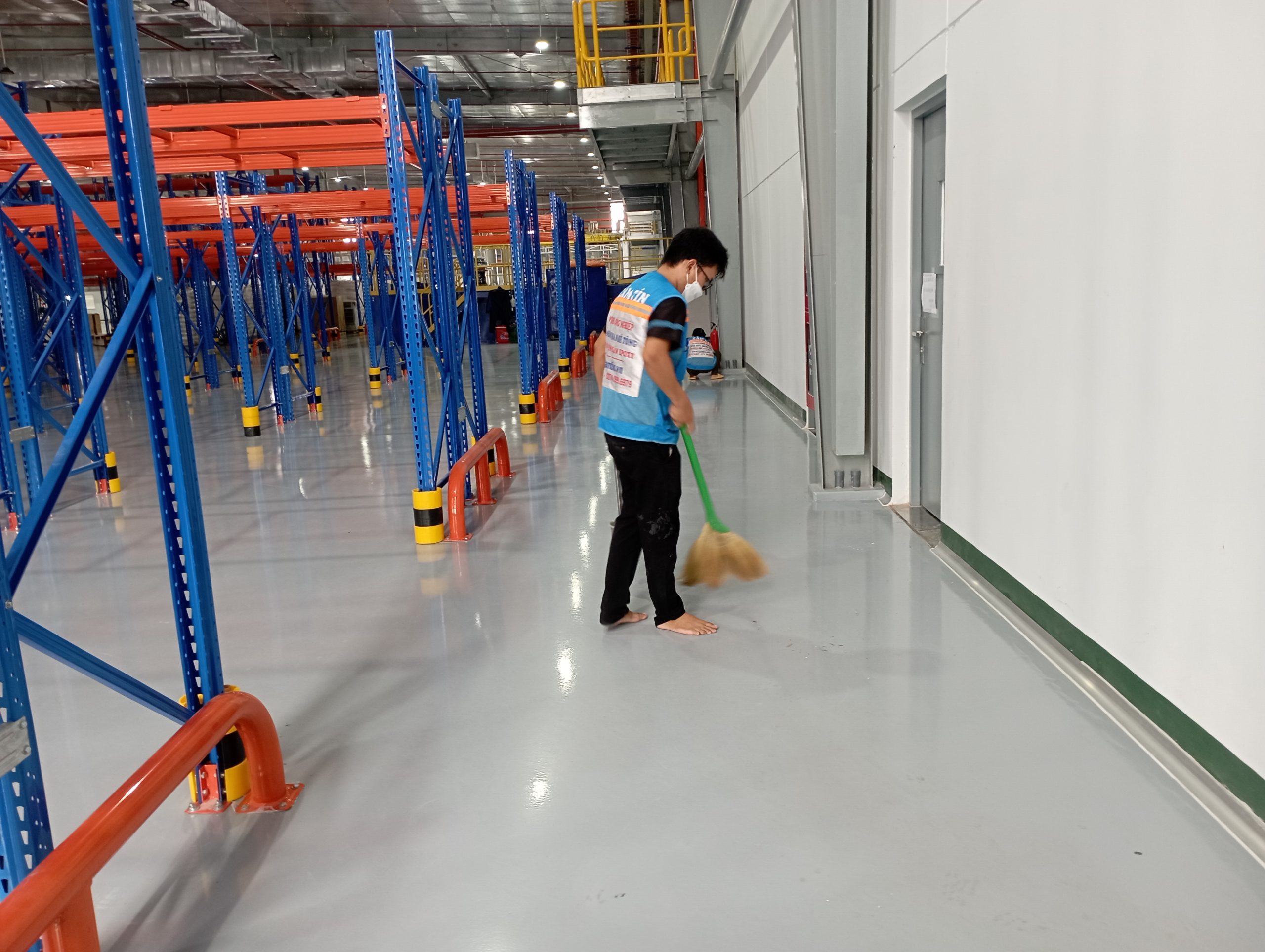 Vệ sinh nhà xưởng Bình Dương