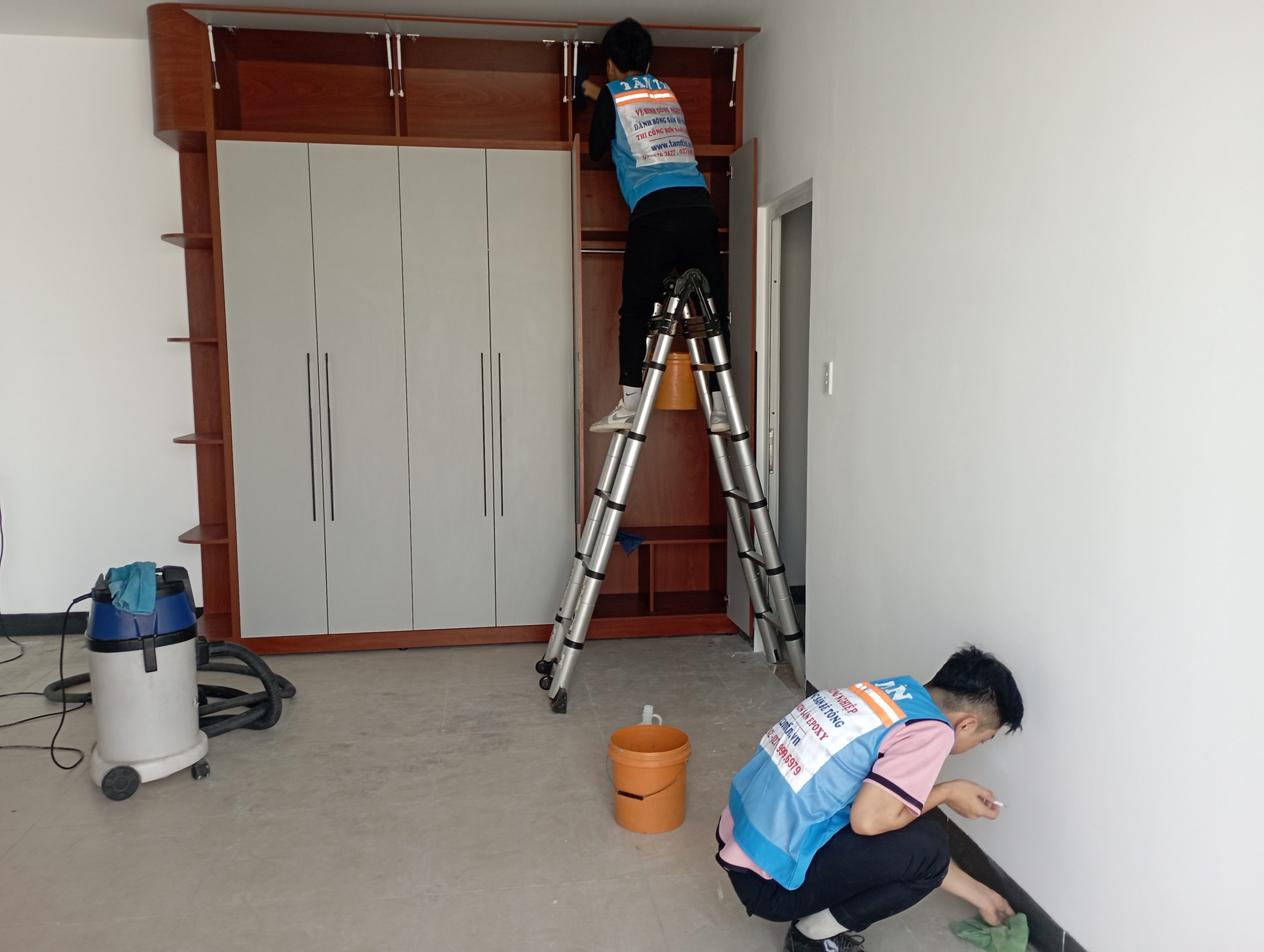 Dịch Vụ Vệ Sinh Công Nghiệp Bình Dương Dịch Vụ Vệ Sinh Công Nghiệp Bình Dương