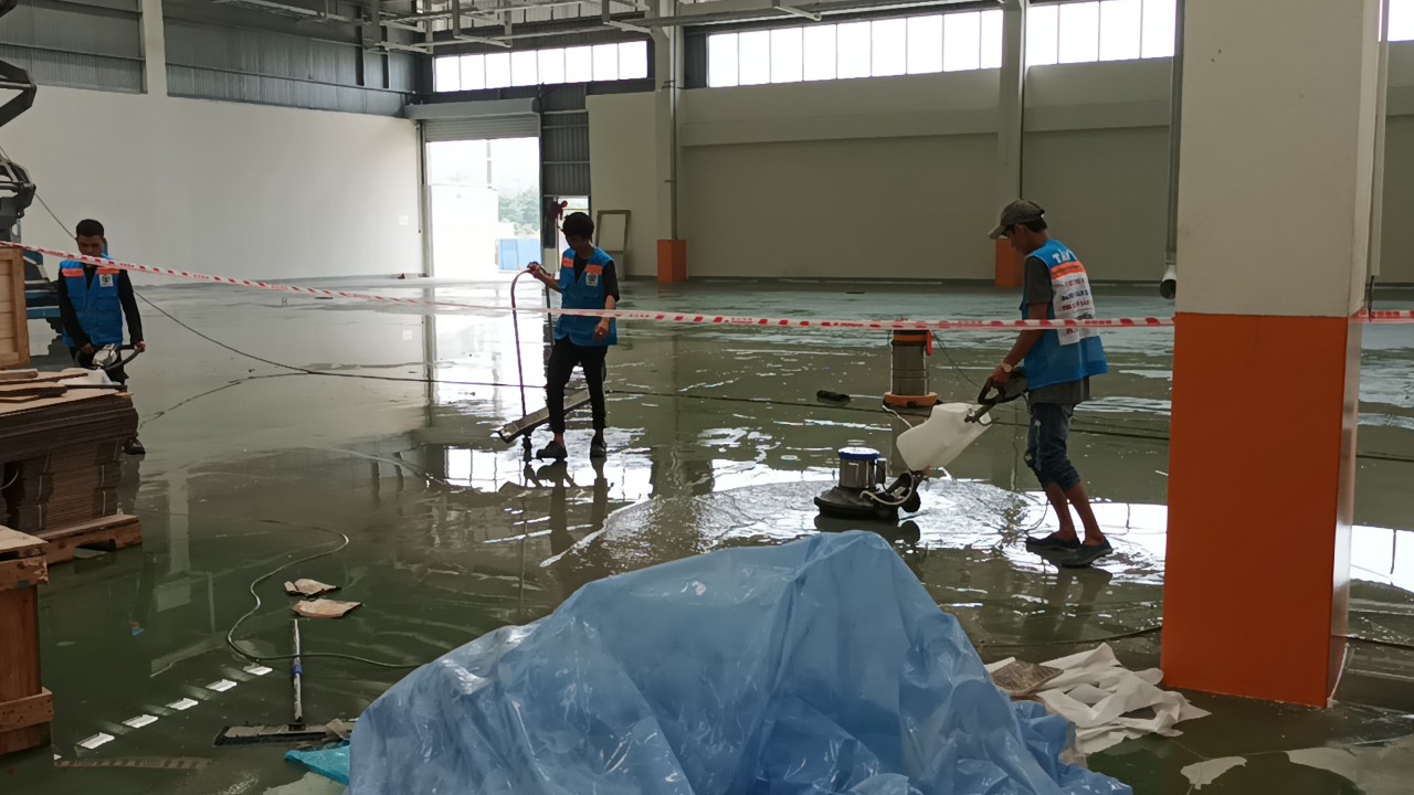 Vệ sinh nhà xưởng Bình Dương